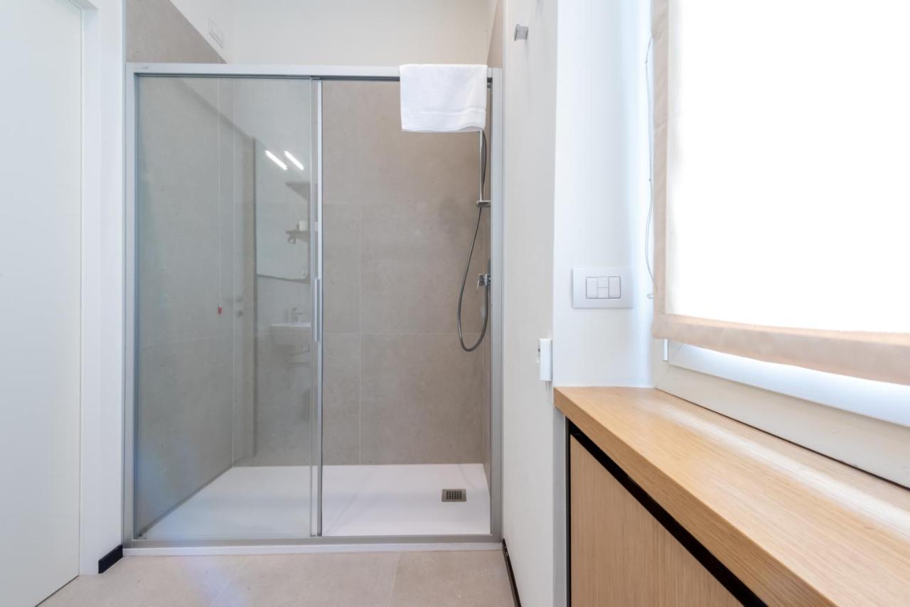 Fontana Suites - 15 Min Dal Duomo 米兰 外观 照片